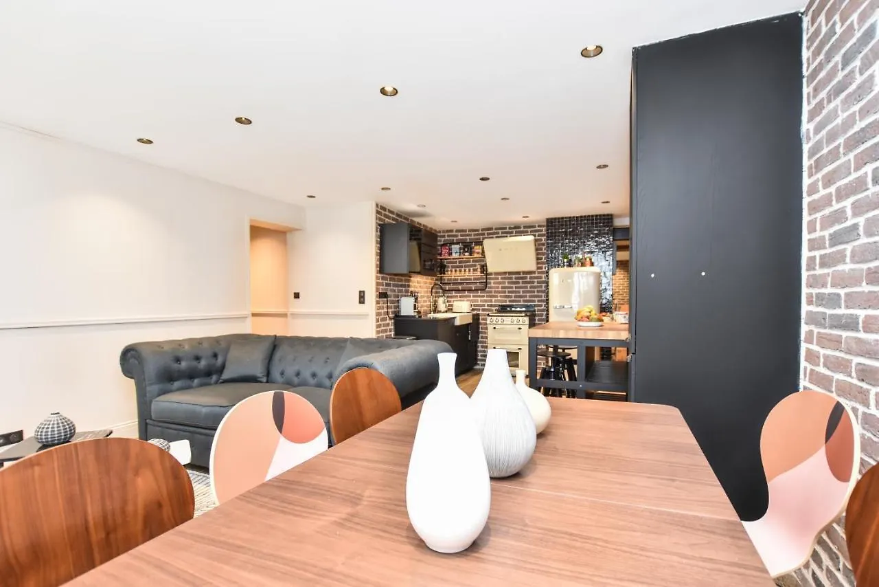 Residence Cmg Nazareth / Republique Paris 0*,