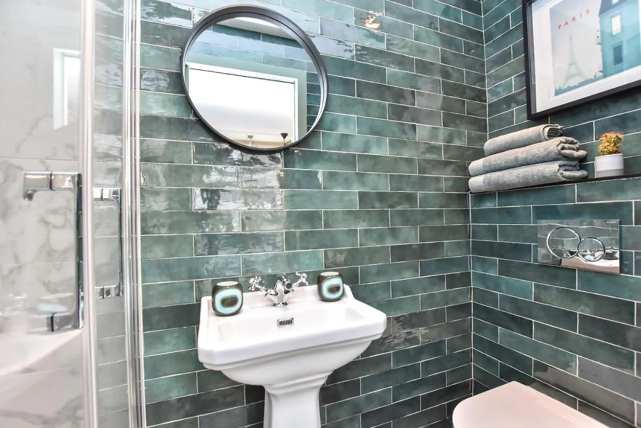 Apartment Residence Cmg Nazareth / Republique Paris