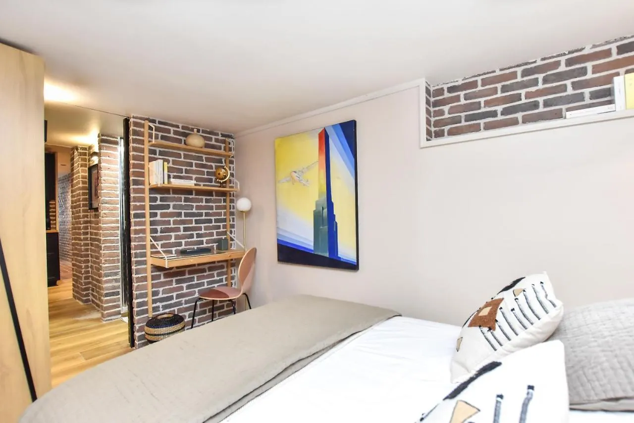 Residence Cmg Nazareth / Republique Paris 0*,